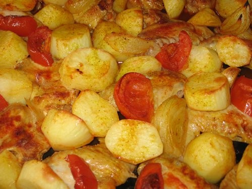 Курица, запеченная в духовом шкафу Курица массой 1 кг 500 гр картофеля 2 стручка полуострого перца... - 3