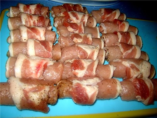 Баскская кухня Rollitas de lomo de cerdo asadas con nata Свиные рулетики запеченые в сливках Продук... - 4