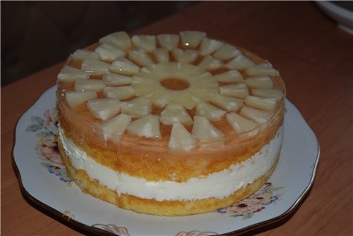 торт "Солнышко" Ингредиенты мука - 1 стакан, сахар- 1 стакан + по вкусу в крем, яйца-4 штуки, разры...