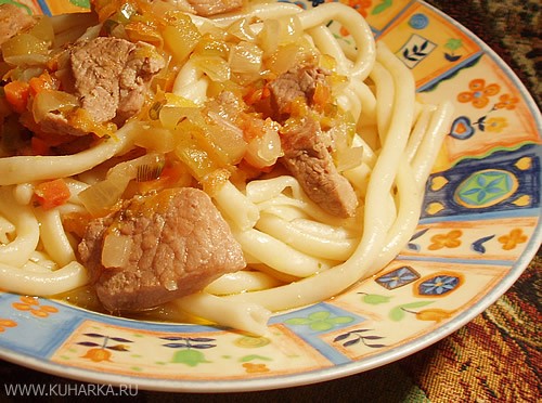Начну темку своим ужином У нас сегодня были макароны с мясной подливкой и капуста по-корейски