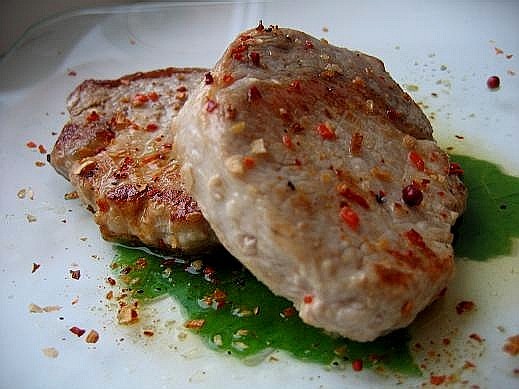 вот мой завтрак такой розарий из форели мясо на обед с салатиком - 2