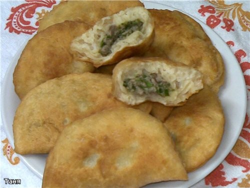 Пирожки с куриной печенью и яйцом и с печенью и зеленью Тесто,как указано в рецепте выше - 2