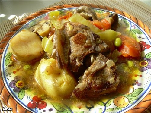 Летнее овощное рагу с бараниной