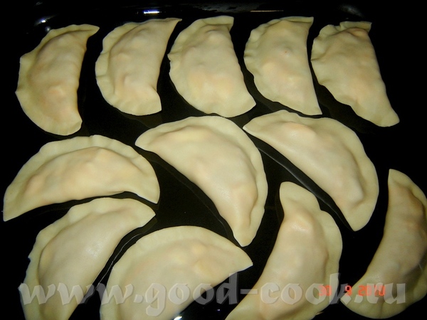 Empanada Murciana Красный перец -1 Крутое яйцо -2 бокал вина (белого) Стакан оливкового масла 300 г... - 3