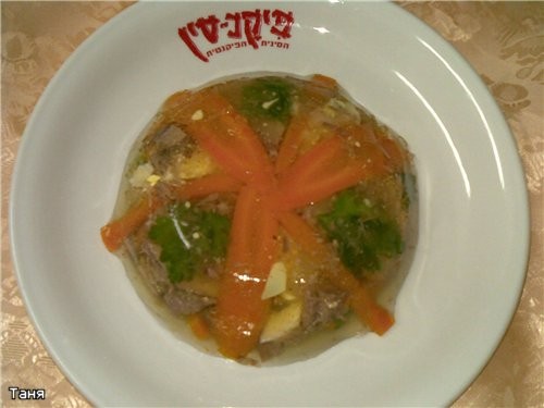 Морской коктейль с рисом Шампиньоны,запеченные с сыром и шпинатом Язык заливной Пицца с тунцом и ов... - 3