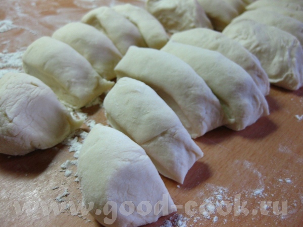 Корзиночки с мясом по-китайски Ингредиенты (на 20 штук): Тесто: - 350-400 г муки - 200 мл воды - 1... - 2