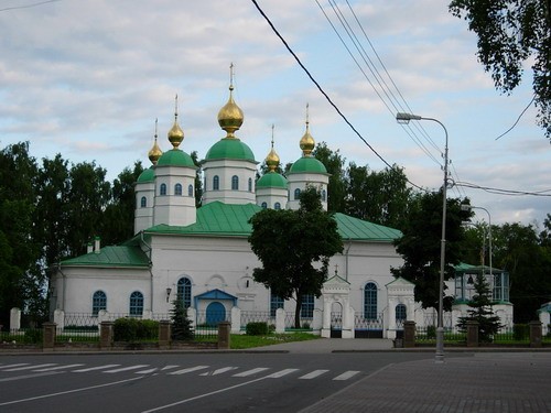 Насмотревшись вдоволь этой темы решила показать кое-что из своего городка - 3