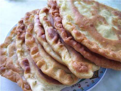 Плацинды с мясом,кортошкой и зеленью