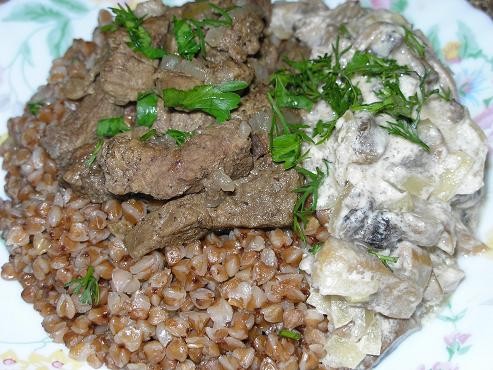 Жаркое и кекс впечатляют, вкусно - 3
