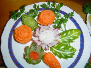 вот такие цветочки из моркови - 3