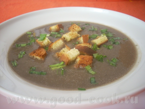 Суп-пюре с лесными грибами и патиссоном (кабачком )