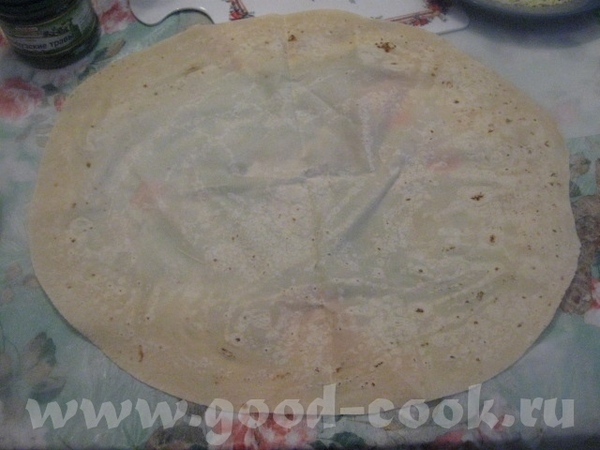 ГОРЯЧАЯ ЗАКУСКА ИЗ ПОМИДОРОВ, СЫРА И ЧЕСНОКА, ОБЖАРЕННЫХ В ЛАВАШЕ Вкусная закуска на «скорую руку»... - 4