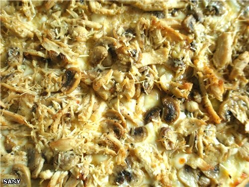 ПИЦЦА С КОПЧЕНОЙ КУРОЧКОЙ И ШАМПИНЬОНАМИ - 2