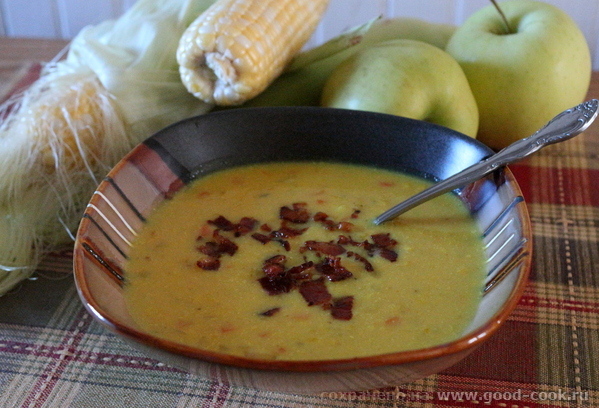 Кукурузно-яблочный крем-суп с беконом