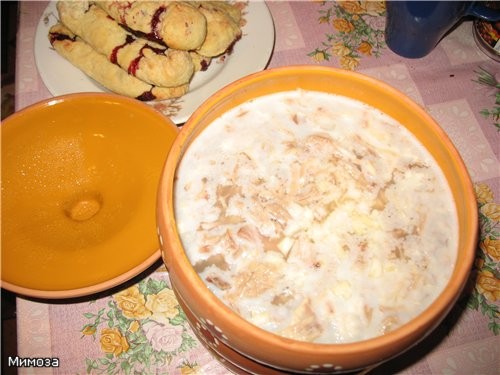Вчера сварила студень из свиных рулек - получился очень мягкий и вкусный - 2