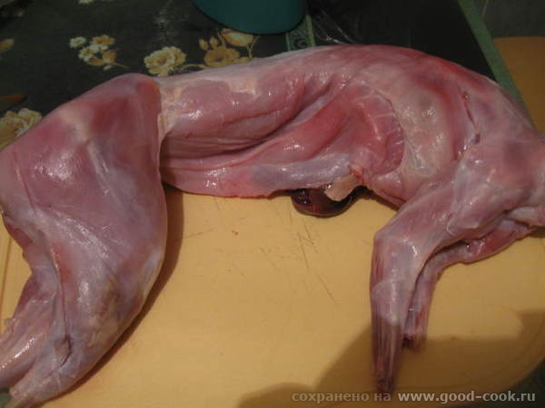 КРОЛИК, ЗАПЕЧЕННЫЙ В ВИННОМ МАРИНАДЕ Вкусное мясо кролика в пикантном винном соусе - 2
