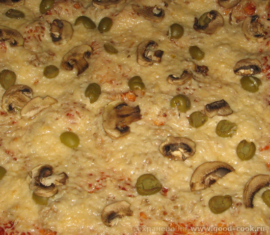 Пицца с грибами, оливками и тунцом - 3