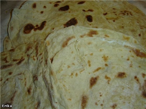 Простенько, но со вкусом Юля, а что это такое красиво-запеченное