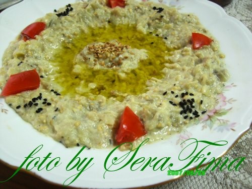 Домашний хлеб с цельнозерновой мукой, кумином и картофелем соус Цацыки Мтаббль из печеного баклажан... - 3