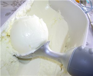 шарики из мороженного К стати ЛЮДИ, у меня есть ложка специальная для мороженного, а шарики аккурат... - 2