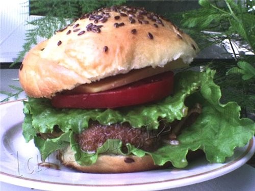 Алисочка, несу тебе бооооольшое спасибо за рецепт БУЛКА ДЛЯ BURGER по Алжирски 100% домашниe