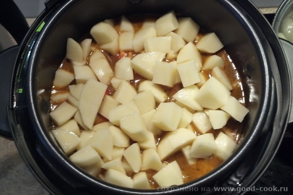 Готовим венгерский суп-гуляш: картофель