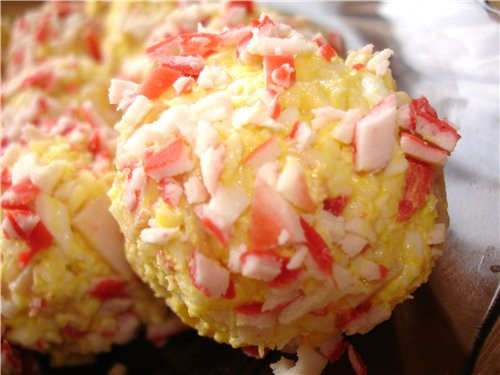 РАФАЭЛКИ БЛИНЧИКИ С МЯСОМ И ГРИБАМИ ПЕЧЕНОЧНЫЙ ТОРТИК САЛАТ ,, ПОДСОЛНУХ ,, САЛАТ ,, А- ЛЯ БЕРЕЗКА...
