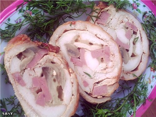 Вечером ели КУРИНЫЙ РУЛЕТ С ШАМПИНЬОНАМИ А себя, любимую, порадовала КЕКСОМ С ГРУШАМИ И ШОКОЛАДОМ /... - 2