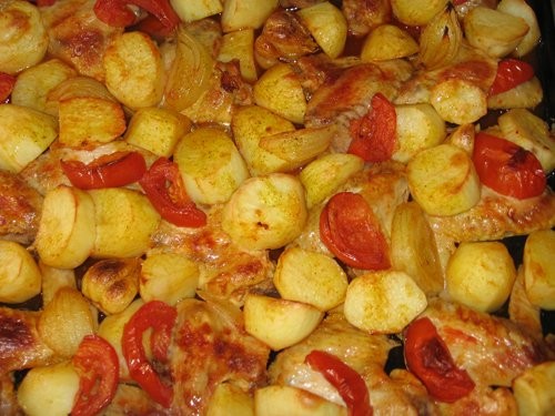 Курица, запеченная в духовом шкафу Курица массой 1 кг 500 гр картофеля 2 стручка полуострого перца... - 2