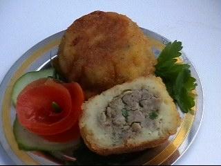 Ой девочки, сегодня тренировалась делать бордюрчик из огурца с розочкой - 2