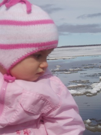 А вот следующие фотки я сделала когла мы ездили в Горнокнязевск (поселок) смотреть как лед идет
