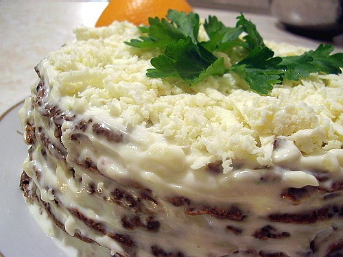 Суп-харчо (делала позавчера) и печеночный тортик (вчера вечером) - 2