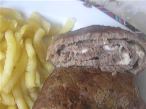 Рулет говяжий с сыром Фета, просто и всегда вкусно