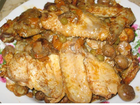 Салат с крабами под кунжутным соусом от Carina с кукинга Крылья, запеченные с горошком, морковкой и... - 2