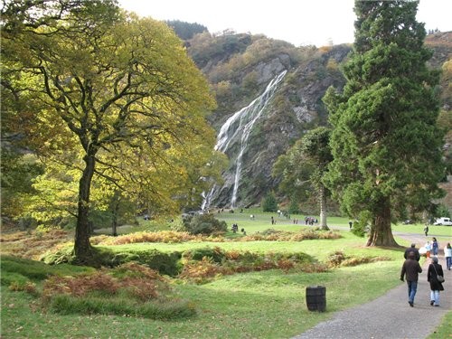 Севодня я вам пакажу ещё одно прелесть в Ирландии- это Powerscourt House - 4