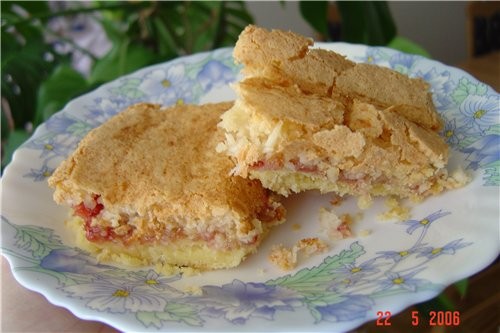 Я делала пироженное с кокосовой стружкой такая вкусняка получилась - рассыпчатое - и просто тает во...