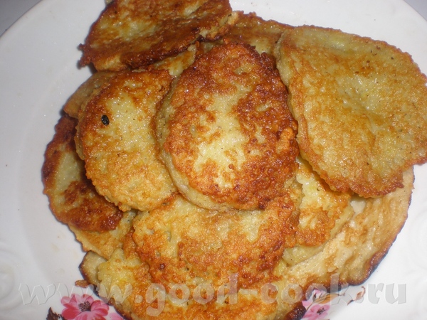 6 картофелин, 1 яйцо, 2 ст