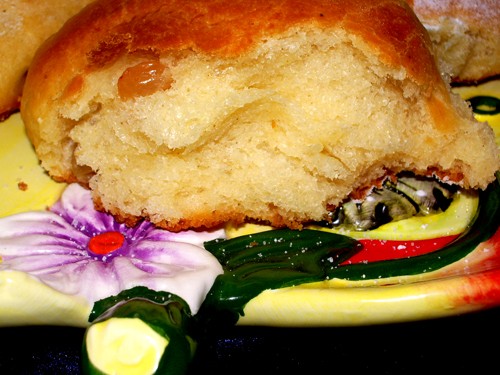Булочки моей бабушки) Булочки с изюмом 250 г молока 1 ч