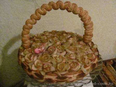 корзина яблочных роз