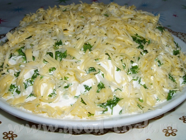 Соенный салат с сайрой и тунцом Салат из авокадо с овощами Свекольный салат с сыром,кедровыми орешк...