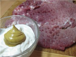 Мясной рулет с черносливом и сыром Ингредиенты: - 500 г свинины (у меня был брусочек задней части)... - 3
