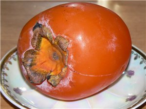 А на закуску вот такая хурма (по немецки она называется Kaka ) Ой, а на шведском "Кака"- это пирог,...