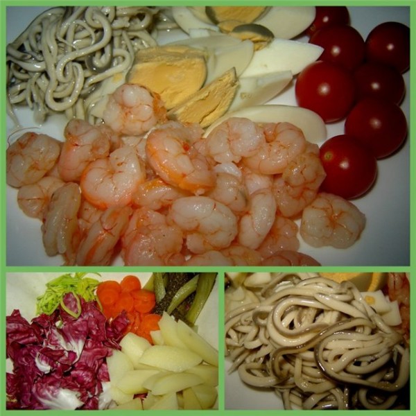 ENSALADA DE GAMBAS CON LA GULA DEL NORTE (Angulas) Креветочный салат с мальками угря Листья фиолето... - 2