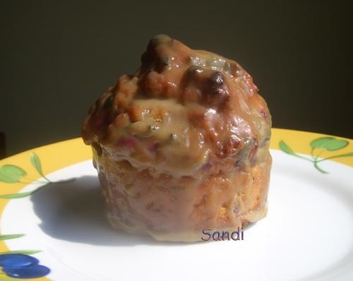 КЕКСИКИ С ЧЕРНОЙ СМОРОДИНОЙ И КОФЕЙНЫМ КРЕМОМ РЕЦЕПТ ЗДЕСЬ