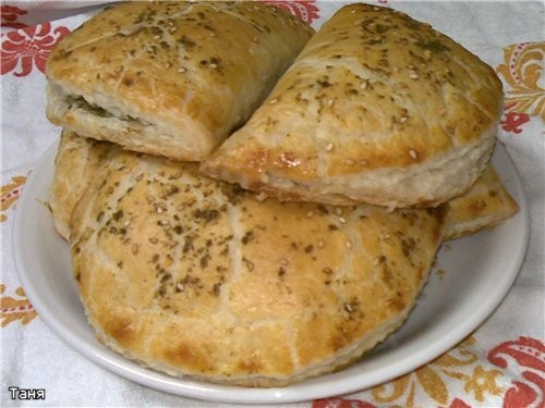Булочки с тунцом,сыром и помидорами Пирог с сыром и сырокопченной колбасой Сырные кексики с кукуруз... - 6