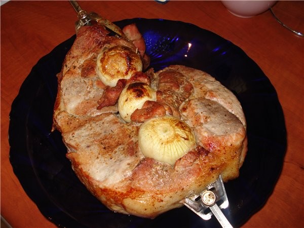 Девуленьки, сколько вкусноты, я вам тоже принесла мяска и десерта, десерт для гостЁв, правда, я кус...