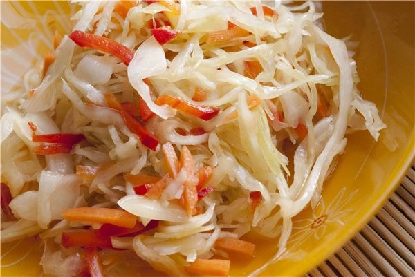 Девочки, предлагаю вам очень просто, но вкусный САЛАТ ИЗ КАПУСТЫ С ОВОЩАМИ Давно я кисель не варила...