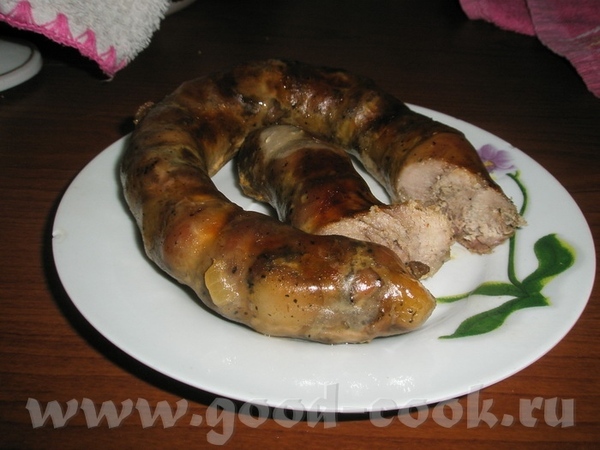 СВИНАЯ КОЛБАСА С ЧЕРНОСЛИВОМ Нежнейшая, ароматная колбаска с кусочками чернослива 800 гр свинины 20...