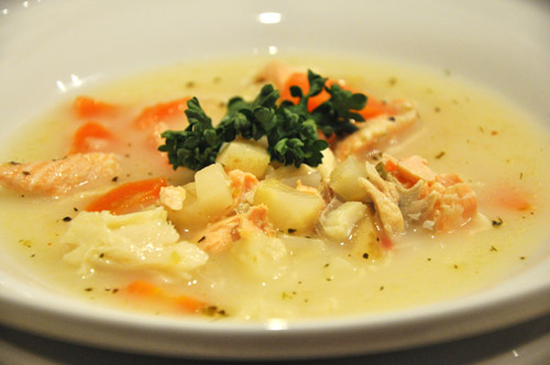 Суп с красной и белой рыбой