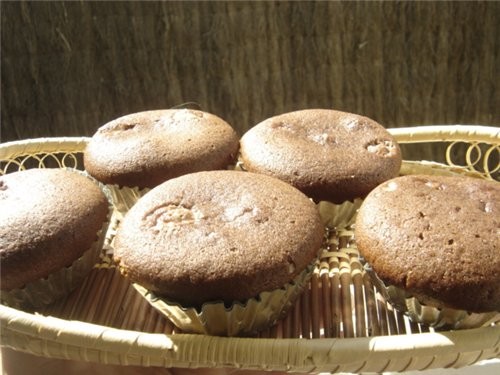 Лаура,какой салатик классненький,а про баклажаны,вообще молчу,обожаю